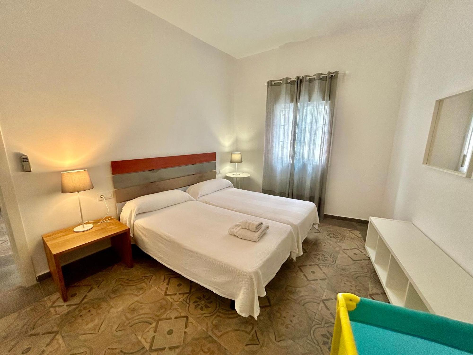 Acogedor Apt 8Pax 4Bdr 2Bth - Cozyhomesevilla1 外观 照片