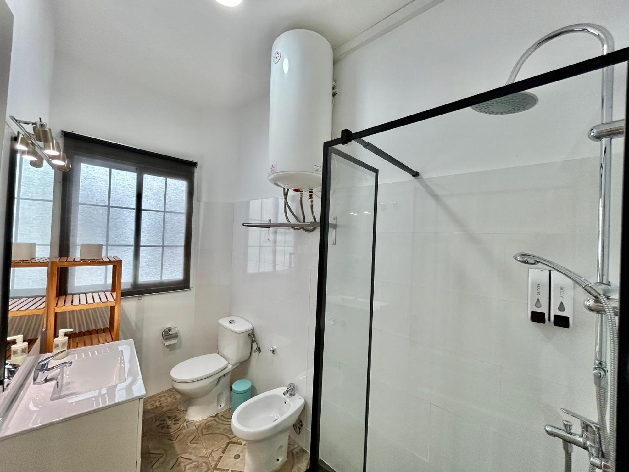 Acogedor Apt 8Pax 4Bdr 2Bth - Cozyhomesevilla1 外观 照片