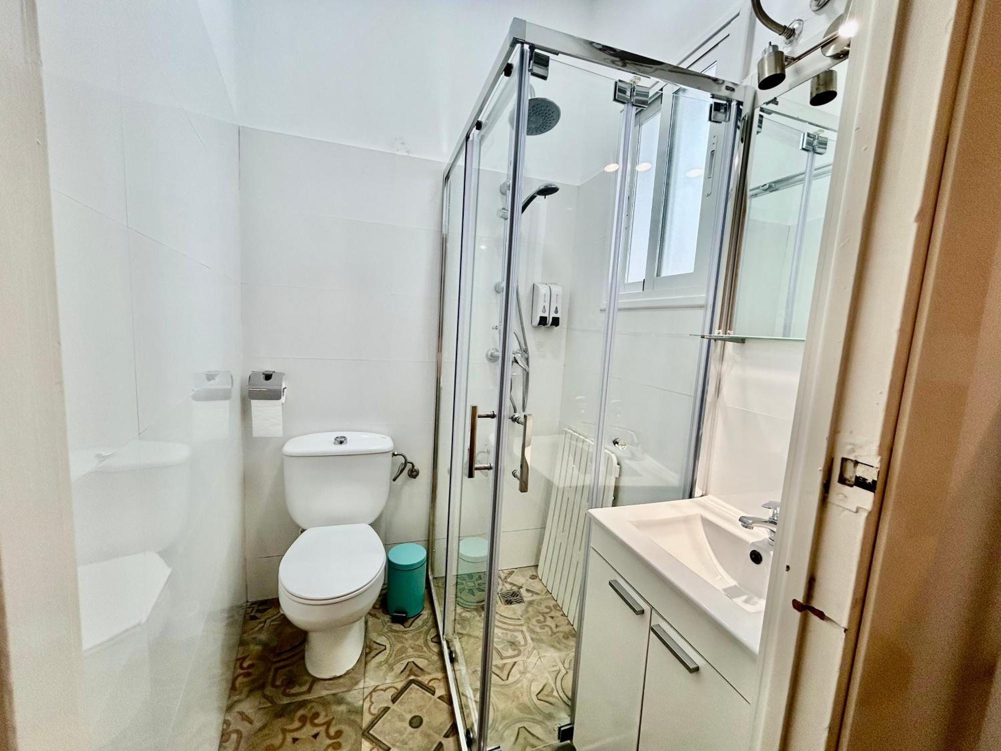 Acogedor Apt 8Pax 4Bdr 2Bth - Cozyhomesevilla1 外观 照片