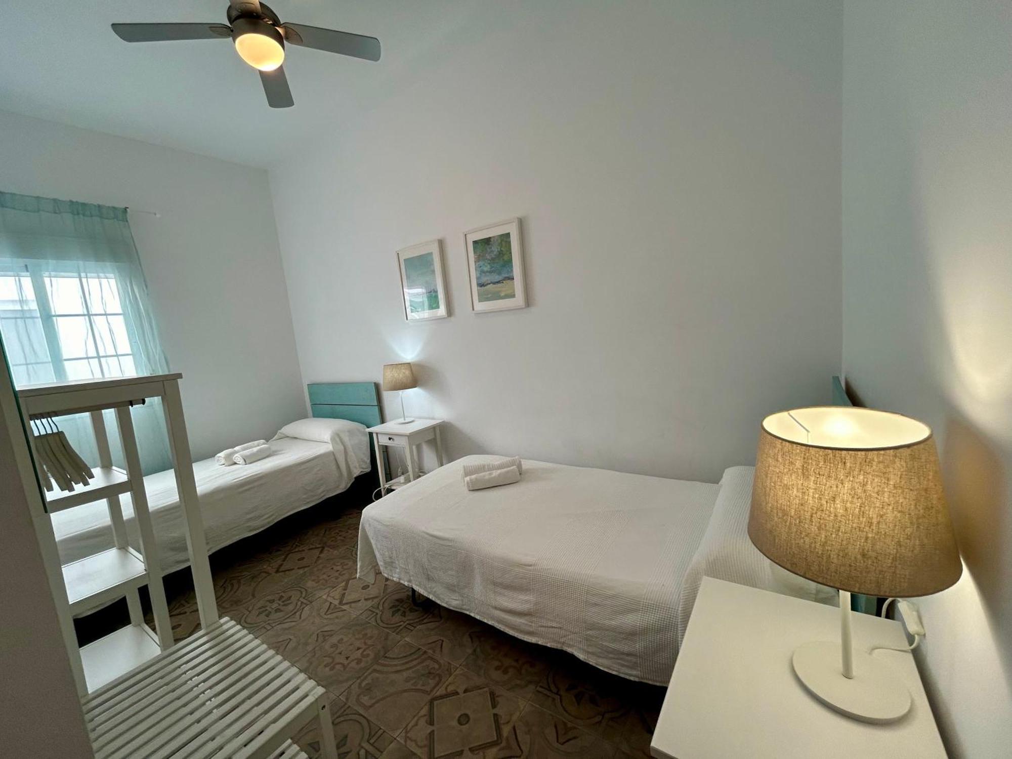 Acogedor Apt 8Pax 4Bdr 2Bth - Cozyhomesevilla1 外观 照片